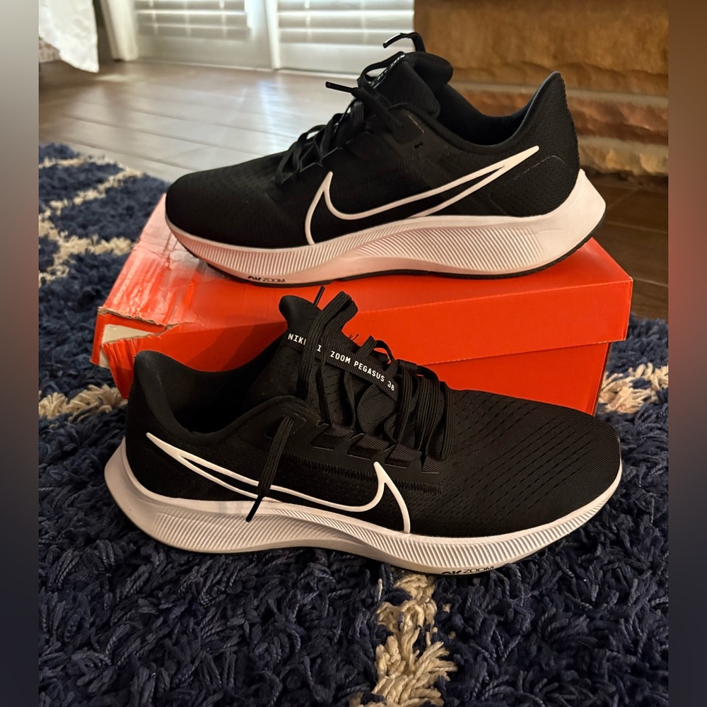 Nike air zoom Pegasus 37 TB Men's Black Running Shoes size 10.5
